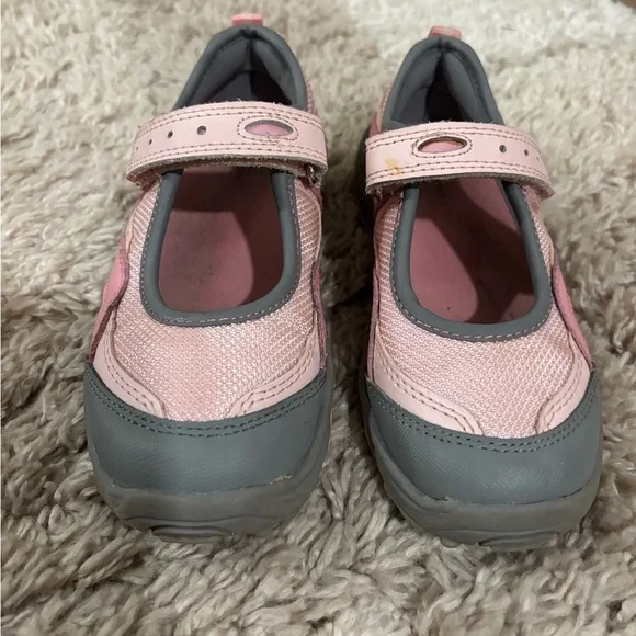 Lands End Pink Breeze and Grey Trekker Mary Jane’s girls​​​​ - Picture 2 of 9